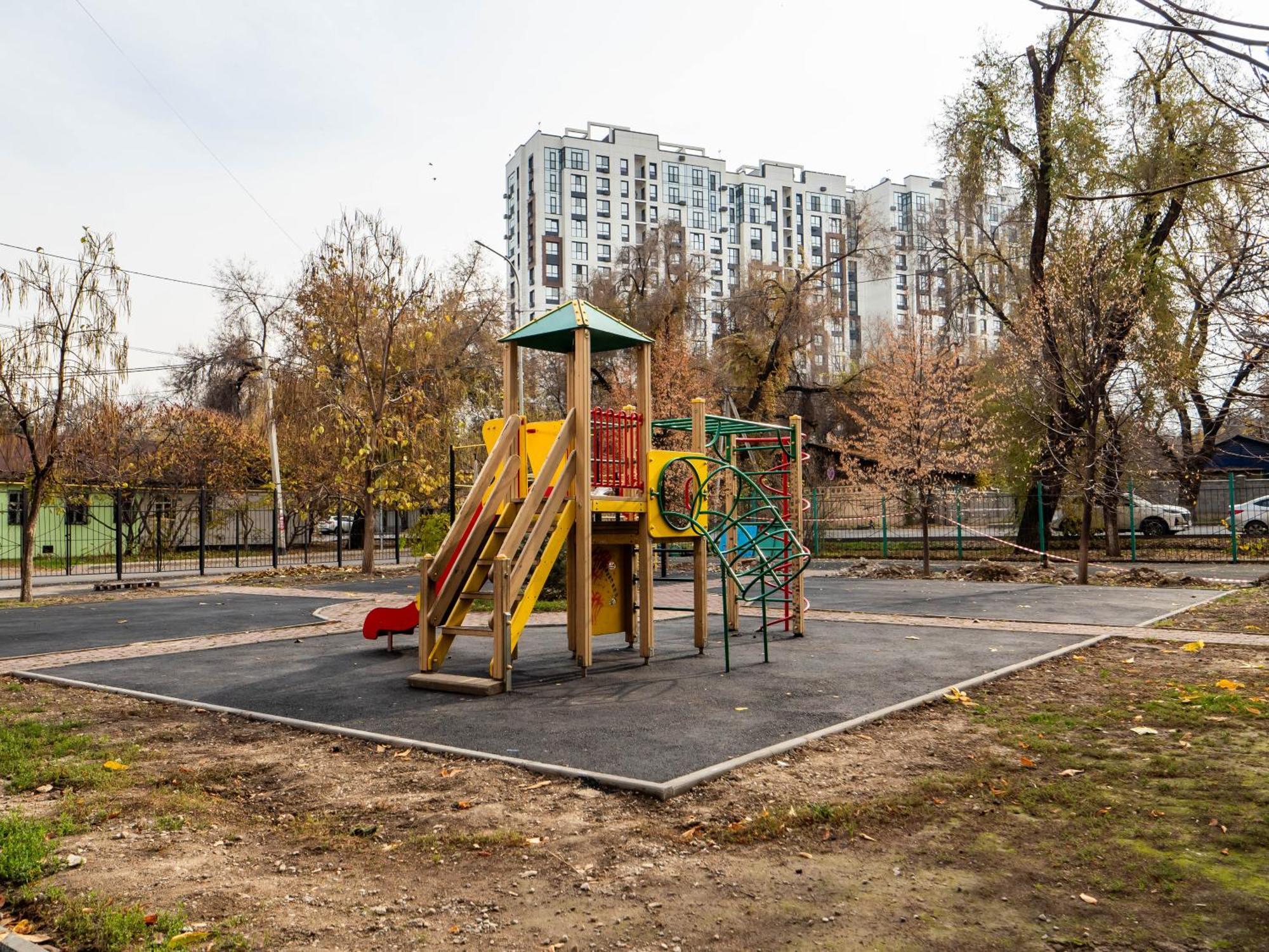 Apartment Оn Makatayeva 5 B Ałma Ata Zewnętrze zdjęcie