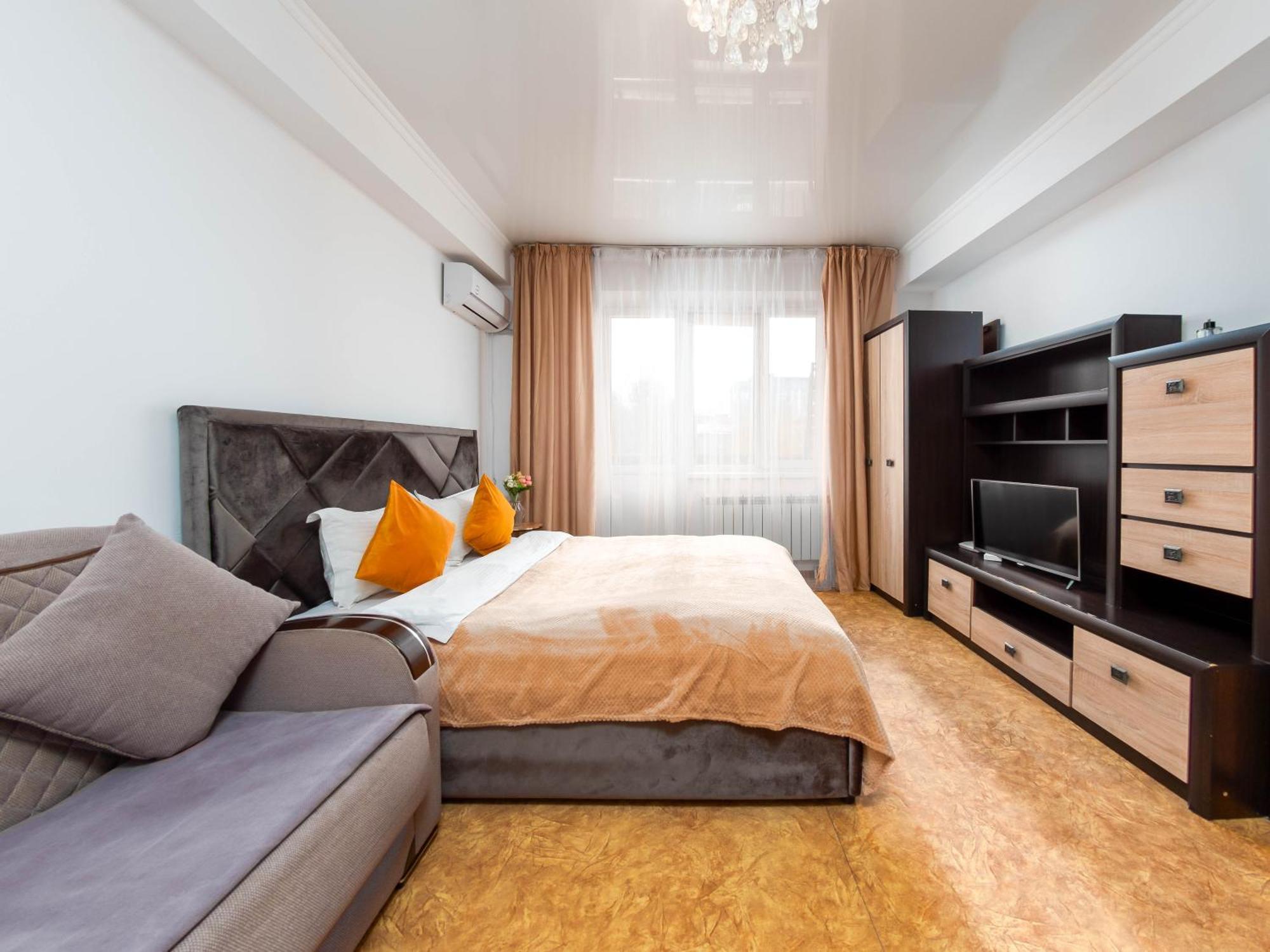 Apartment Оn Makatayeva 5 B Ałma Ata Zewnętrze zdjęcie