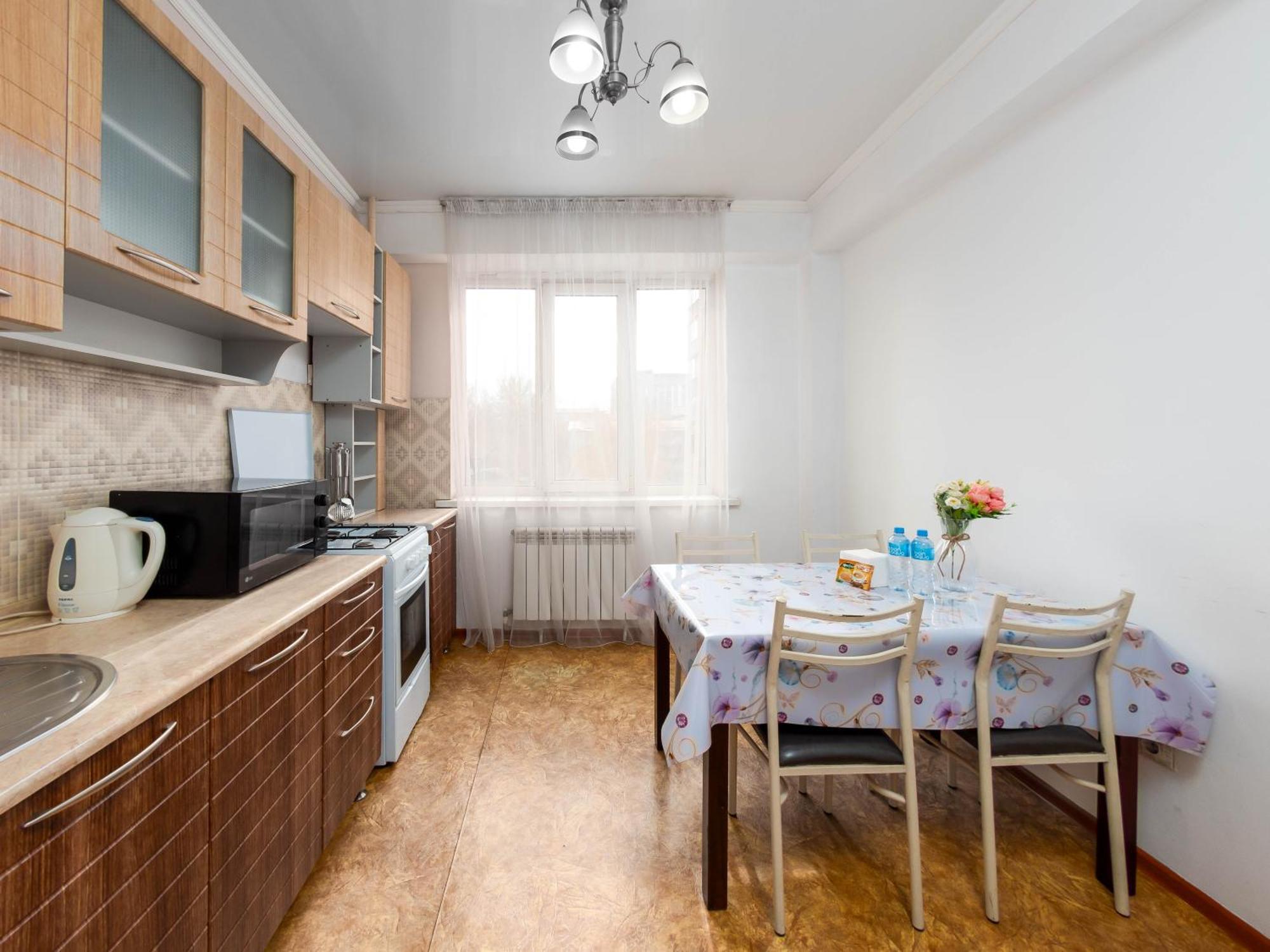 Apartment Оn Makatayeva 5 B Ałma Ata Zewnętrze zdjęcie